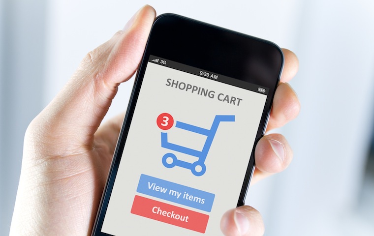 cyber-monday-mobile-shopping